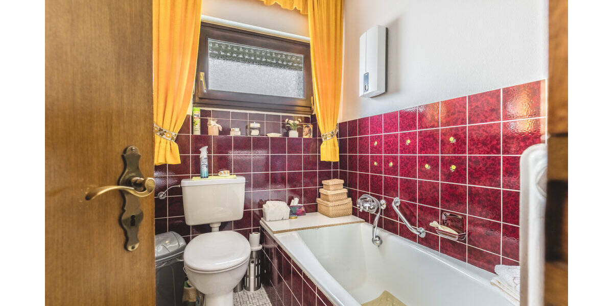 Einfamilienhaus Aachen Walheim - 7 Zimmer, 125 m&sup2;, 375.000&euro; | Angebot:26192135