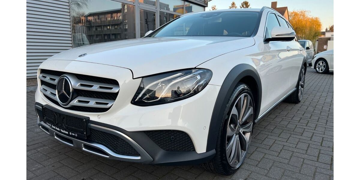 Mercedes-Benz E 220 125.250 km 27.900 &euro; Aachen 52078