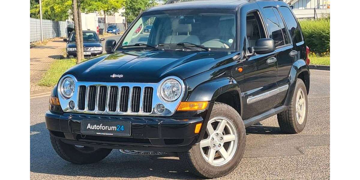 Jeep Cherokee 94.000 km 9.899 &euro; Jülich 52428