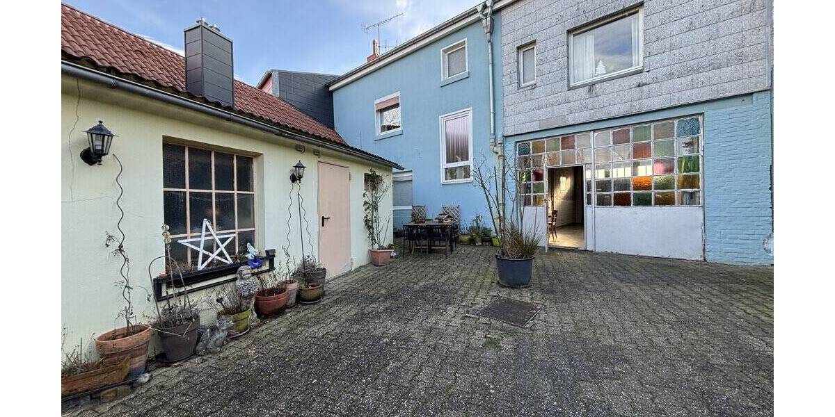 Mehrfamilienhaus, Wohnhaus Würselen Broichweiden - 6 Zimmer, 122 m&sup2;, 289.000&euro; | Angebot:26192205