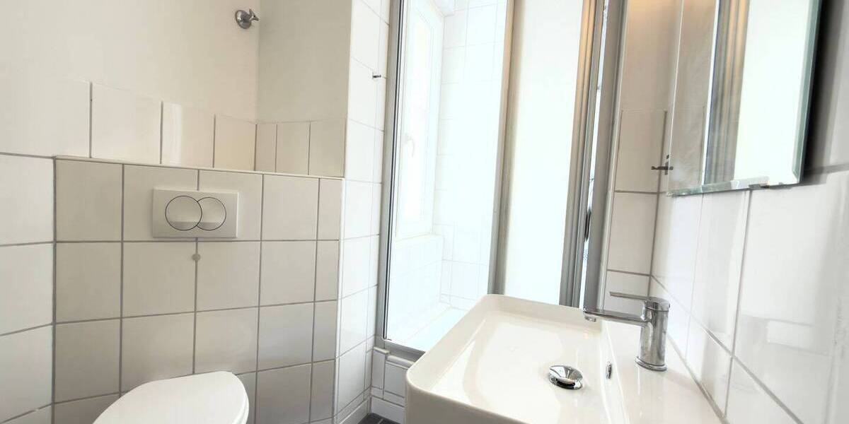 Etagenwohnung Aachen Aachen-Mitte - 2 Zimmer, 75 m&sup2;, 227.500&euro; | Angebot:26107049