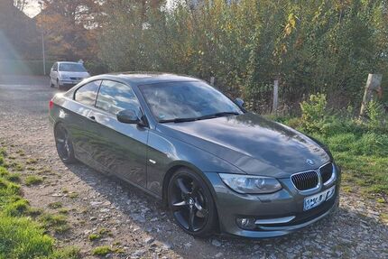 BMW 330 223.000 km 10.800 &euro; Aachen 52078