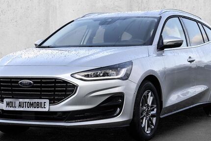 Ford Focus 2.500 km 32.590 &euro; Aachen 52078