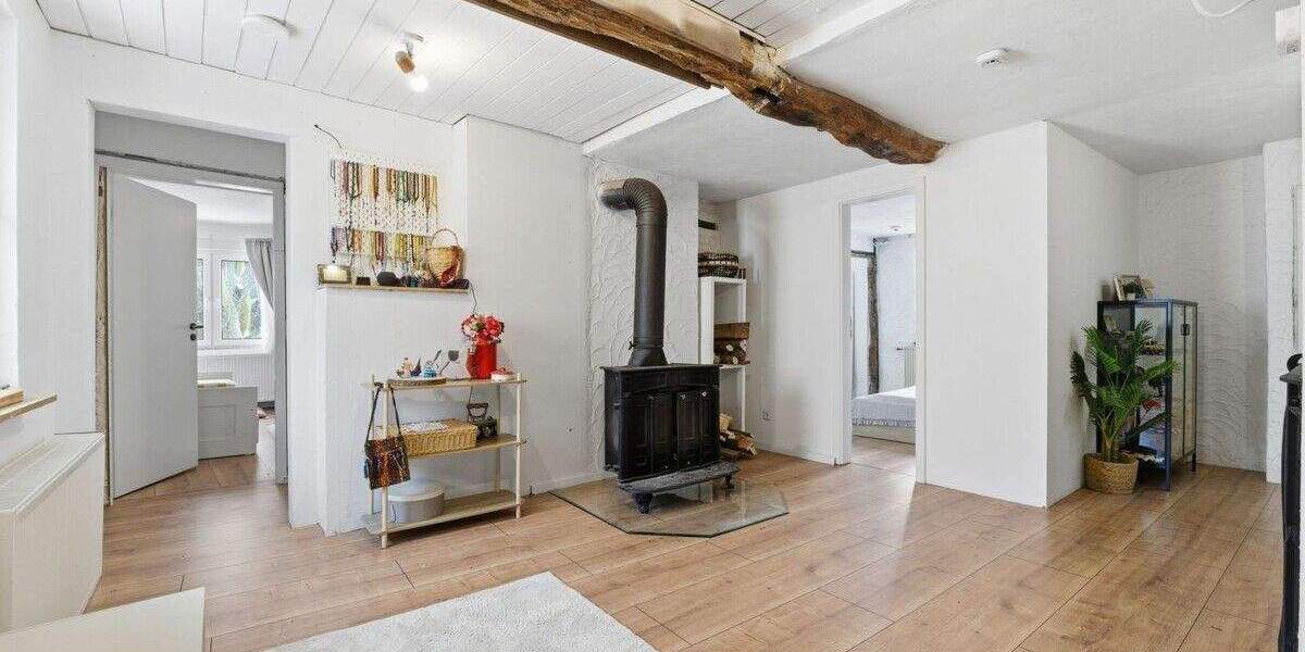 Einfamilienhaus Würselen - 7 Zimmer, 147 m&sup2;, 340.000&euro; | Angebot:25666053