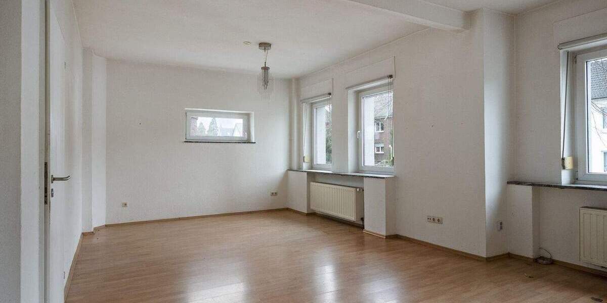 Mehrfamilienhaus, Wohnhaus Geilenkirchen - 6 Zimmer, 140 m&sup2;, 349.000&euro; | Angebot:25707174