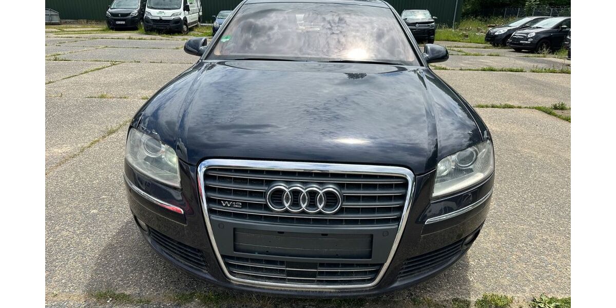 Audi A8 168.000 km 11.950 &euro; Düren 52351
