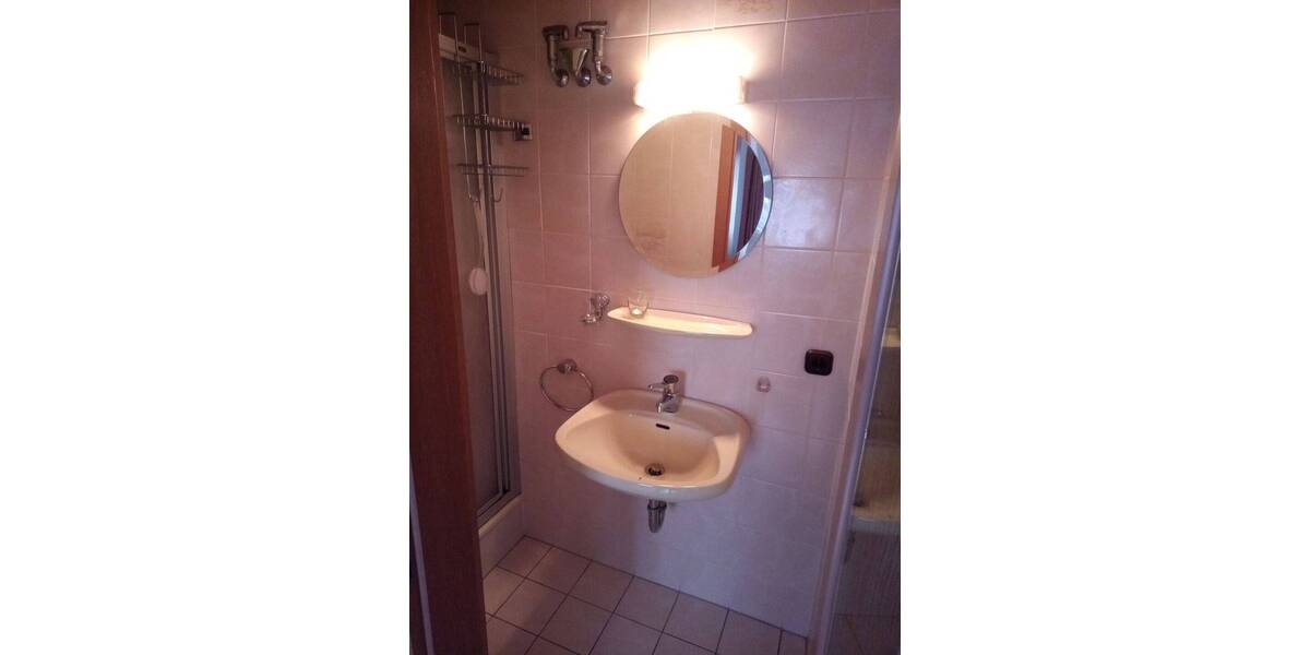 Etagenwohnung Simmerath Einruhr - 5 Zimmer, 160 m&sup2;, 1.170&euro; | Angebot:26243270