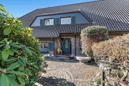 Haus Würselen - 7 Zimmer, 264 m&sup2;, 995.000&euro; | Angebot:26876913