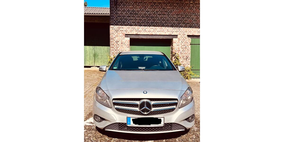 Mercedes-Benz 200 114.000 km 11.900 &euro; Titz 52445