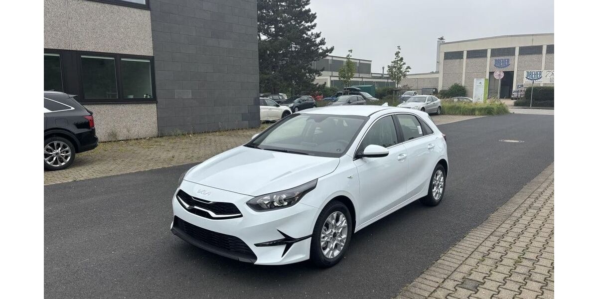 Kia ceed / Ceed 18.000 km 17.990 &euro; Aachen 52078