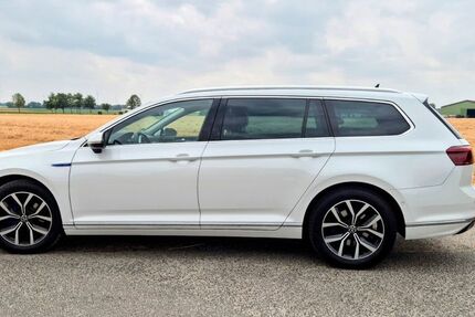 VW Passat Variant 60.500 km 26.500 &euro; Erkelenz - Kueckhoven 41812