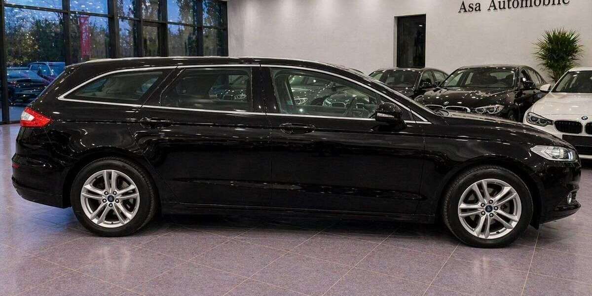 Ford Mondeo 220.000 km 7.950 &euro; Düren 52351