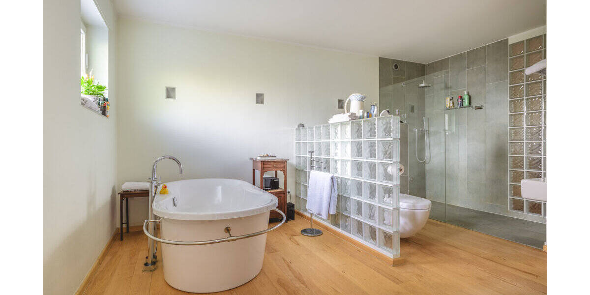 Einfamilienhaus Würselen Bardenberg - 1 Zimmer, 300 m&sup2;, 790.000&euro; | Angebot:26192171