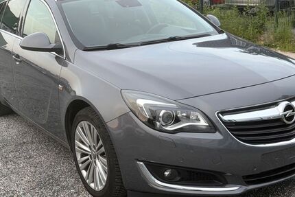 Opel Insignia 172.000 km 2.980 &euro; Düren 52351