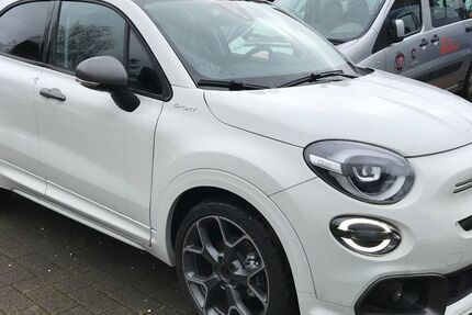 Fiat 500X 5 km 23.990 &euro; Baesweiler 52499
