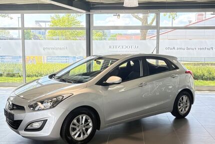 Hyundai i30 67.500 km 9.499 &euro; Jülich 52428