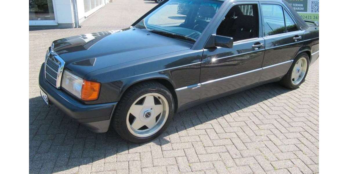 Mercedes-Benz 190 131.900 km 15.900 &euro; Düren 52353