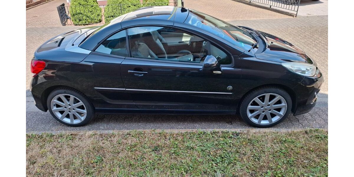 Peugeot 207 106.000 km 5.500 &euro; Langerwehe 52379