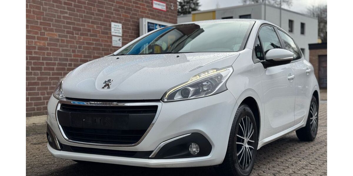 Peugeot 208 101.000 km 5.400 &euro; Düren 52349