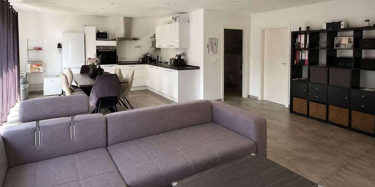 Etagenwohnung Eschweiler Vöckelsberg - 3 Zimmer, 78 m&sup2;, 900&euro; | Angebot:26727289