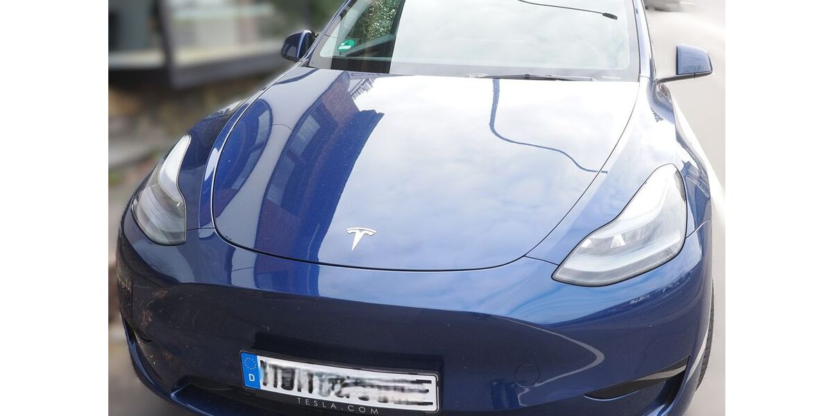 Tesla Model Y 54.000 km 29.800 &euro; Roetgen 52159