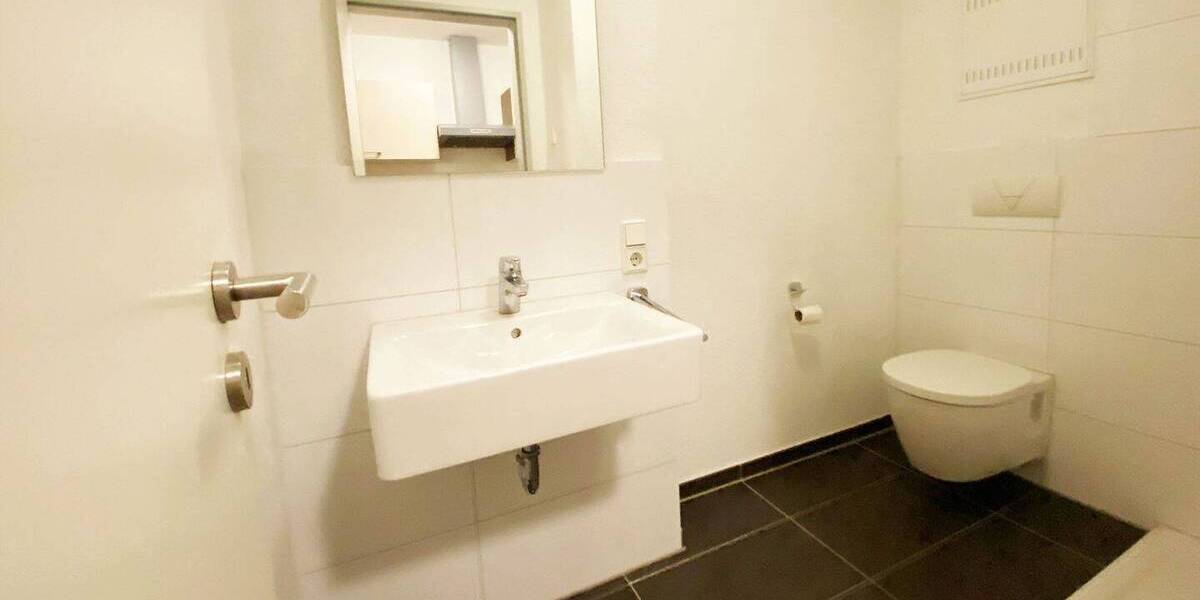 Etagenwohnung Aachen Aachen-Mitte - 2 Zimmer, 70 m&sup2;, 1.070&euro; | Angebot:26229404