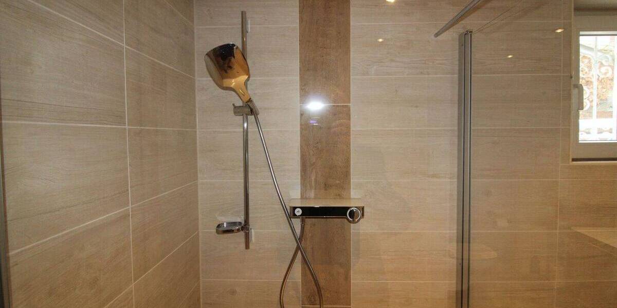 Mehrfamilienhaus, Wohnhaus Geilenkirchen Lindern - 6 Zimmer, 124 m&sup2;, 229.000&euro; | Angebot:25728232