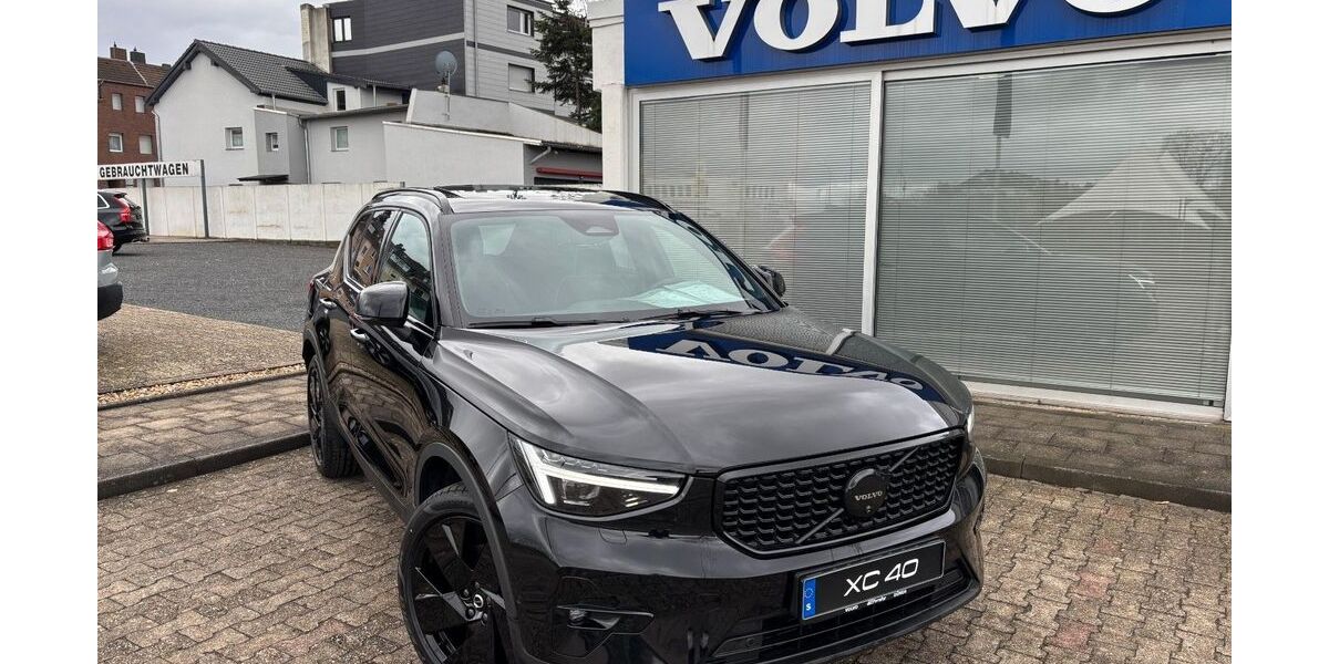 Volvo XC40 10.000 km 40.900 &euro; Düren 52351