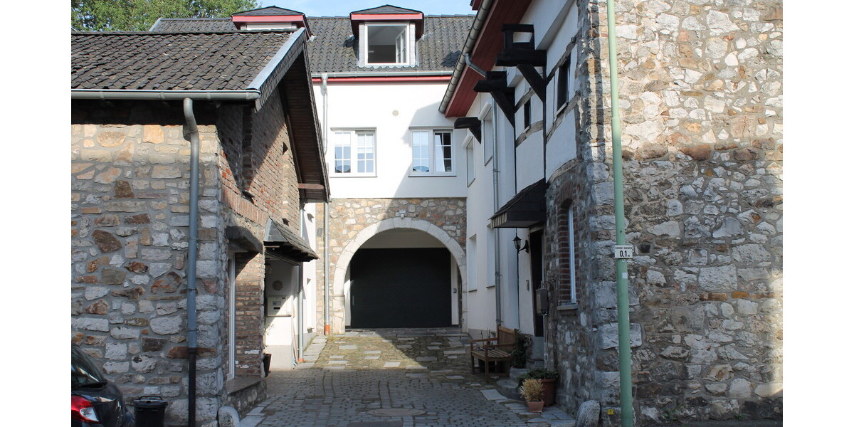 Stolberg-Büsbach – Historischer Charme über den Dächern von Büsbach - Dachgeschoßwohnung Stolberg (Rheinland) / Büsbach Büsbach | Angebot:27289072