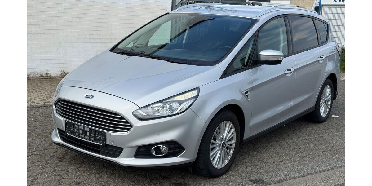 Ford S-Max 204.000 km 8.900 &euro; Düren 52353