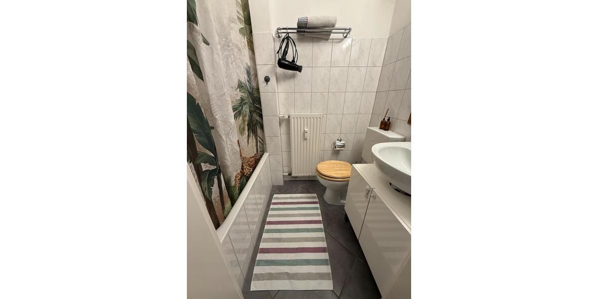 Etagenwohnung Aachen Aachen-Mitte - 2 Zimmer, 55 m&sup2;, 1.350&euro; | Angebot:25997437
