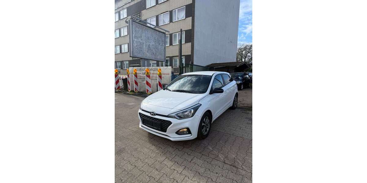 Hyundai i20 84.678 km 11.699 &euro; Aachen 52070