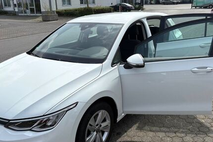 VW Golf 62.500 km 22.999 &euro; Düren 52351