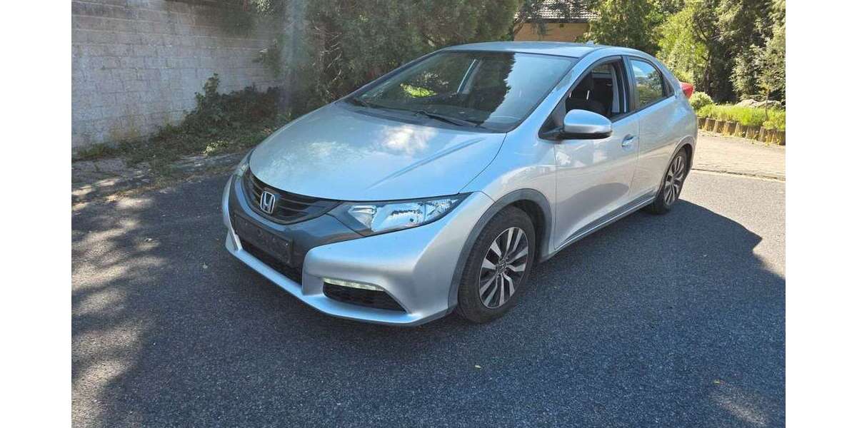 Honda Civic 245.000 km 3.990 &euro; Eschweiler 52249