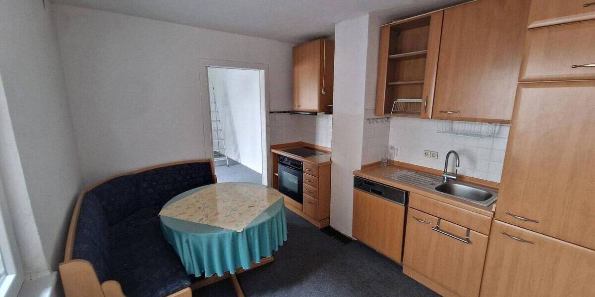 Reihenmittelhaus Düren Birkesdorf - 6 Zimmer, 150 m&sup2;, 1.300&euro; | Angebot:26009380