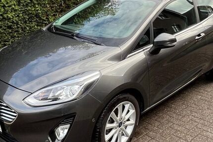 Ford Fiesta 23.439 km 8.000 &euro; Baesweiler 52499