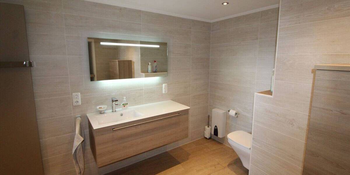 Mehrfamilienhaus, Wohnhaus Geilenkirchen Lindern - 6 Zimmer, 124 m&sup2;, 229.000&euro; | Angebot:25728232