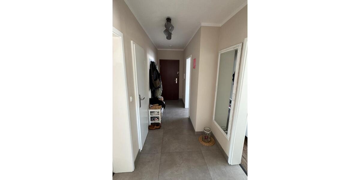 Dachgeschoßwohnung Düren Mariaweiler-Hoven - 3 Zimmer, 71 m&sup2;, 192.000&euro; | Angebot:27114755