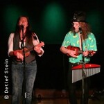 Annie We und Samuel der Ukulelenprediger