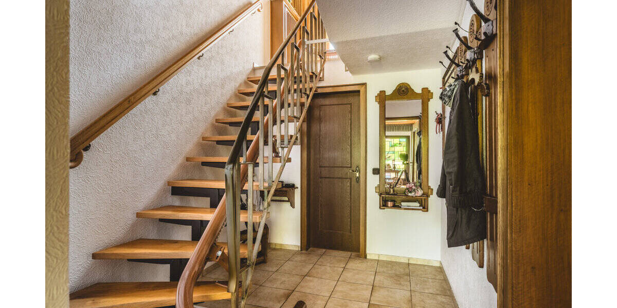 Einfamilienhaus Aachen Walheim - 7 Zimmer, 125 m&sup2;, 375.000&euro; | Angebot:26192135