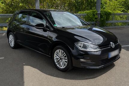 VW Golf 133.000 km 7.500 &euro; Herzogenrath 52134