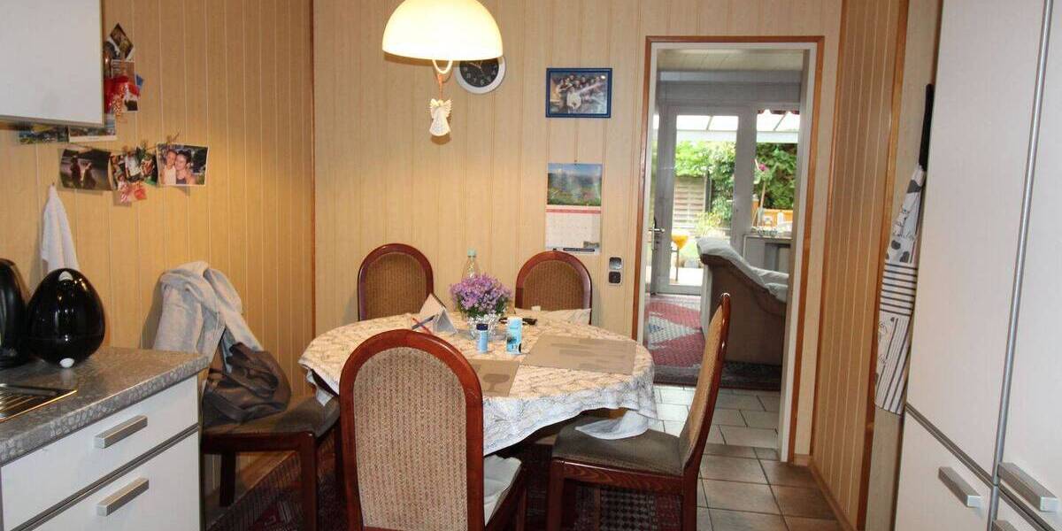 Mehrfamilienhaus, Wohnhaus Geilenkirchen - 4 Zimmer, 96 m&sup2;, 239.000&euro; | Angebot:25668478