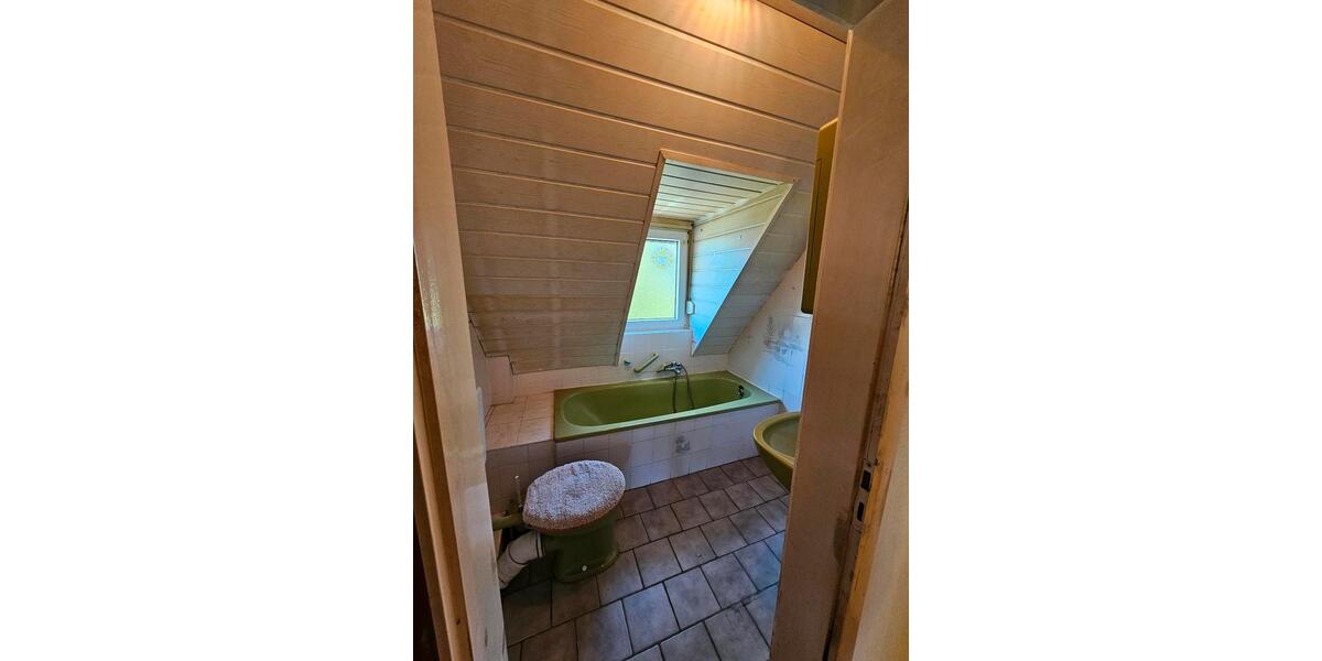 Doppelhaushälfte Düren Mariaweiler-Hoven - 6 Zimmer, 129 m&sup2;, 240.000&euro; | Angebot:26722197