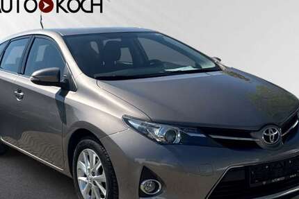 Toyota Auris 129.190 km 7.888 &euro; Eschweiler 52249