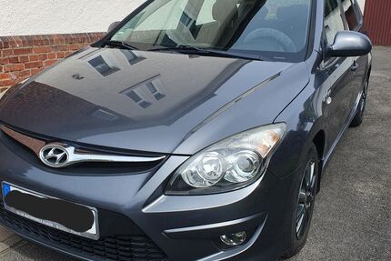 Hyundai i30 145.000 km 3.100 &euro; Herzogenrath 52134