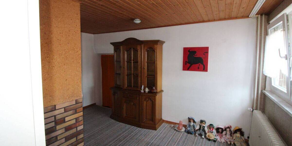 Mehrfamilienhaus, Wohnhaus Geilenkirchen Lindern - 6 Zimmer, 124 m&sup2;, 229.000&euro; | Angebot:25728232