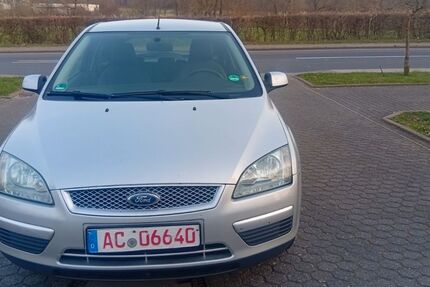 Ford Focus 212.275 km 999 &euro; Aachen 52080