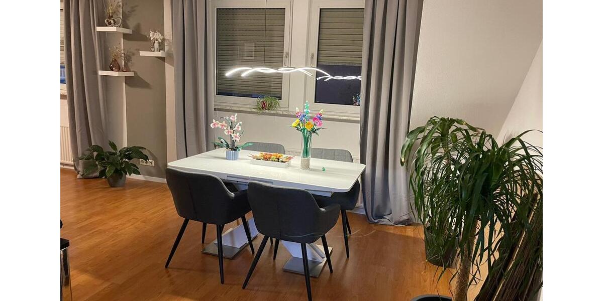 Dachgeschoßwohnung Alsdorf - 3 Zimmer, 96 m&sup2;, 845&euro; | Angebot:25282826