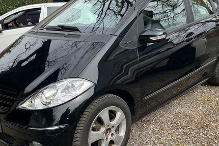 Mercedes-Benz A 200 110.000 km 3.590 &euro; Roetgen 52159