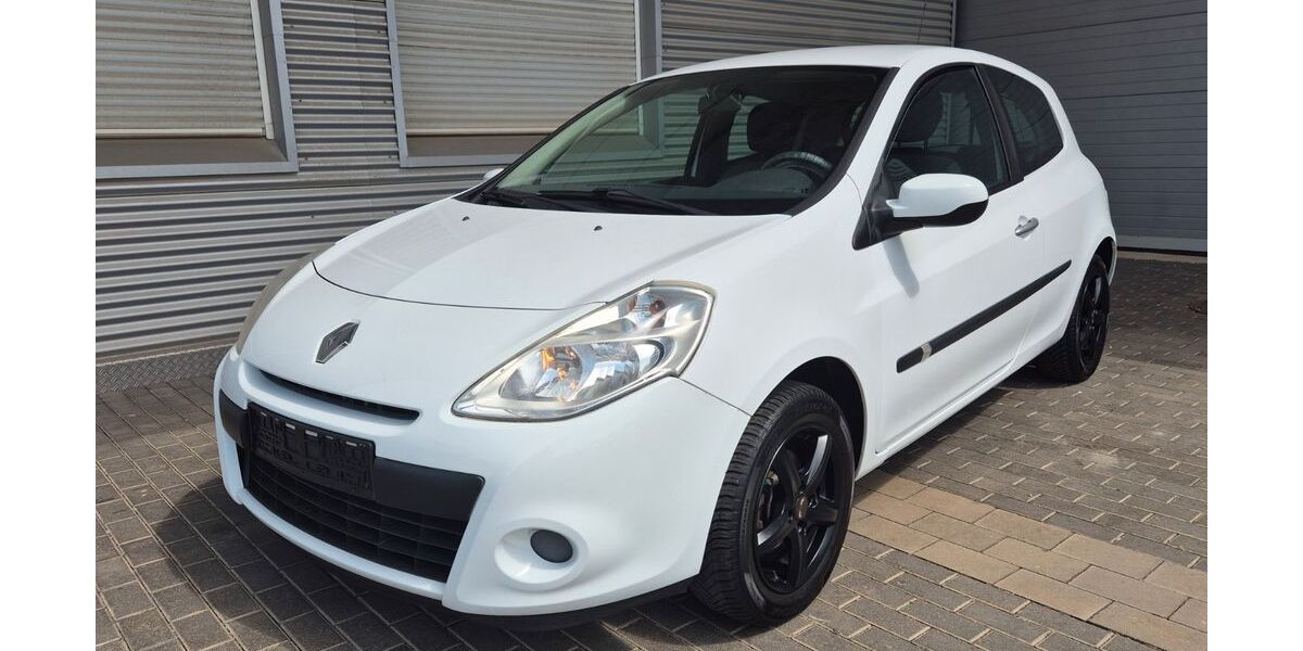 Renault Clio 167.000 km 1.999 &euro; Düren 52349
